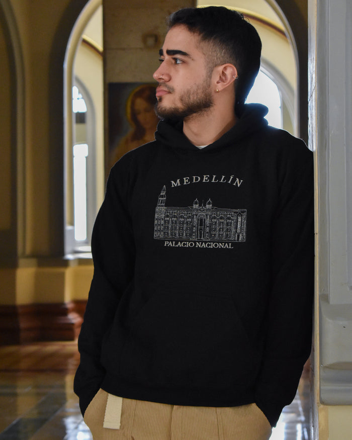 Hoodie bordado con el Palacio Nacional