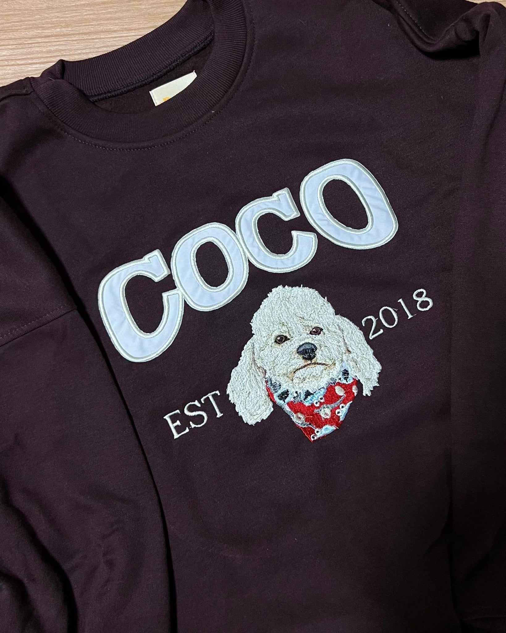 Buso personalizado con mascotas estilo preppy